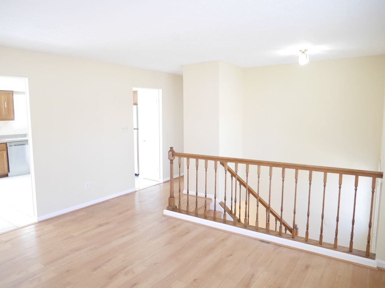 6807 Irene Ct - Photo 3 of 30