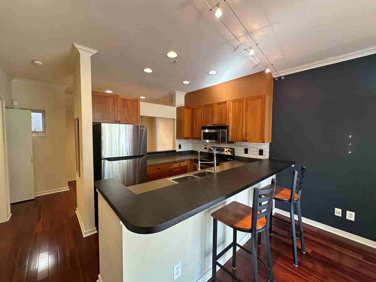 3671 Dayton Ave N #5 - Photo 7 of 29