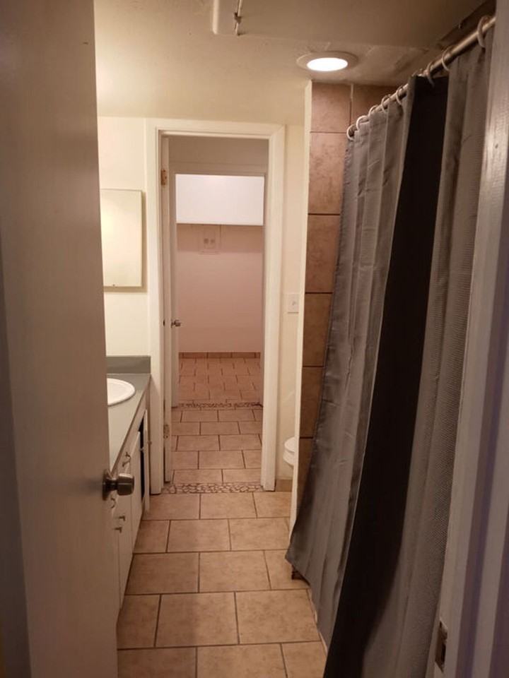 Colonial Arms Jamestown - Photo 2 of 11