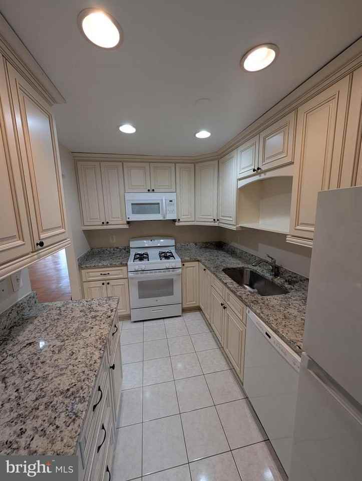 5964 Westchester Park Dr #202 - Photo 2 of 8