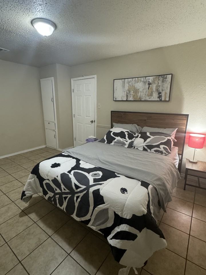 1410 North O'Connor Road #1416 - Photo 3 of 8