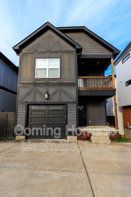 2221 24th Ave N #B