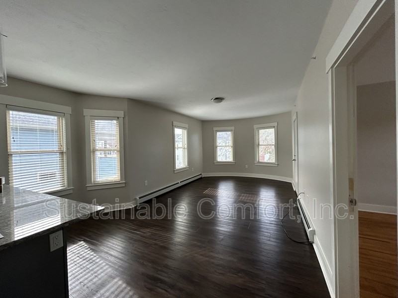 44 Stanton St - Photo 3 of 17