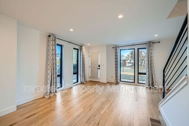 1405 N Yates St - Photo 6 of 26