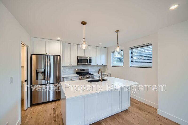 1405 N Yates St - Photo 7 of 26