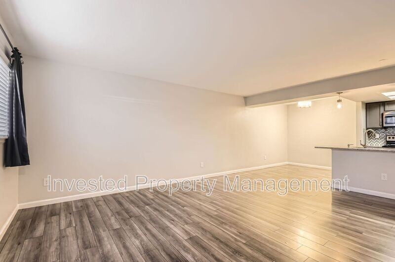 9222 E Arbor Cir #C - Photo 3 of 21