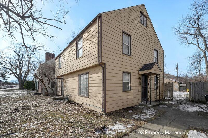 97 N Waverly St - Photo 3 of 26