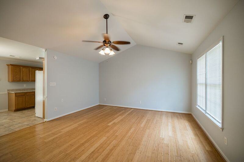 120 Spring Lake Pt - Photo 5 of 25