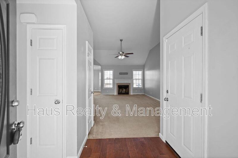 1351 Francesca Dr - Photo 5 of 33