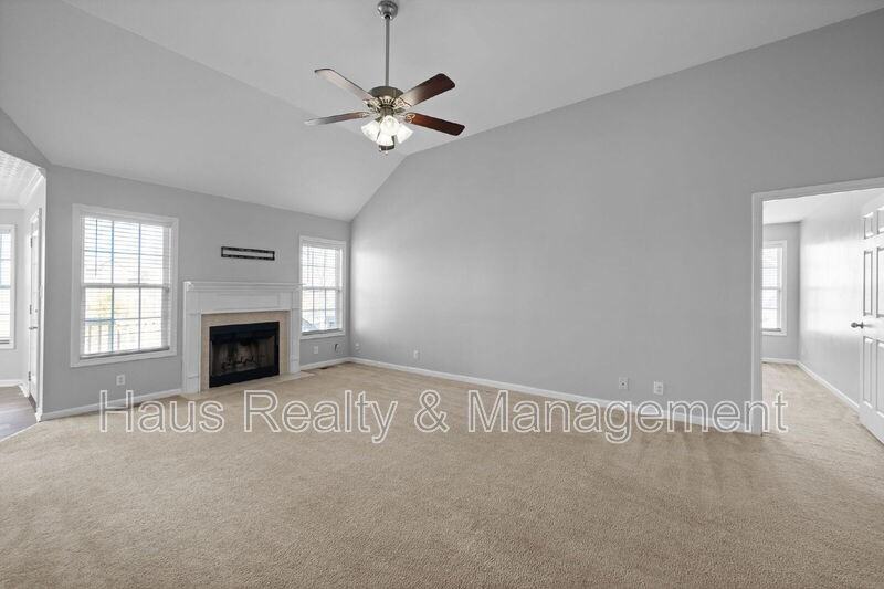 1351 Francesca Dr - Photo 7 of 33