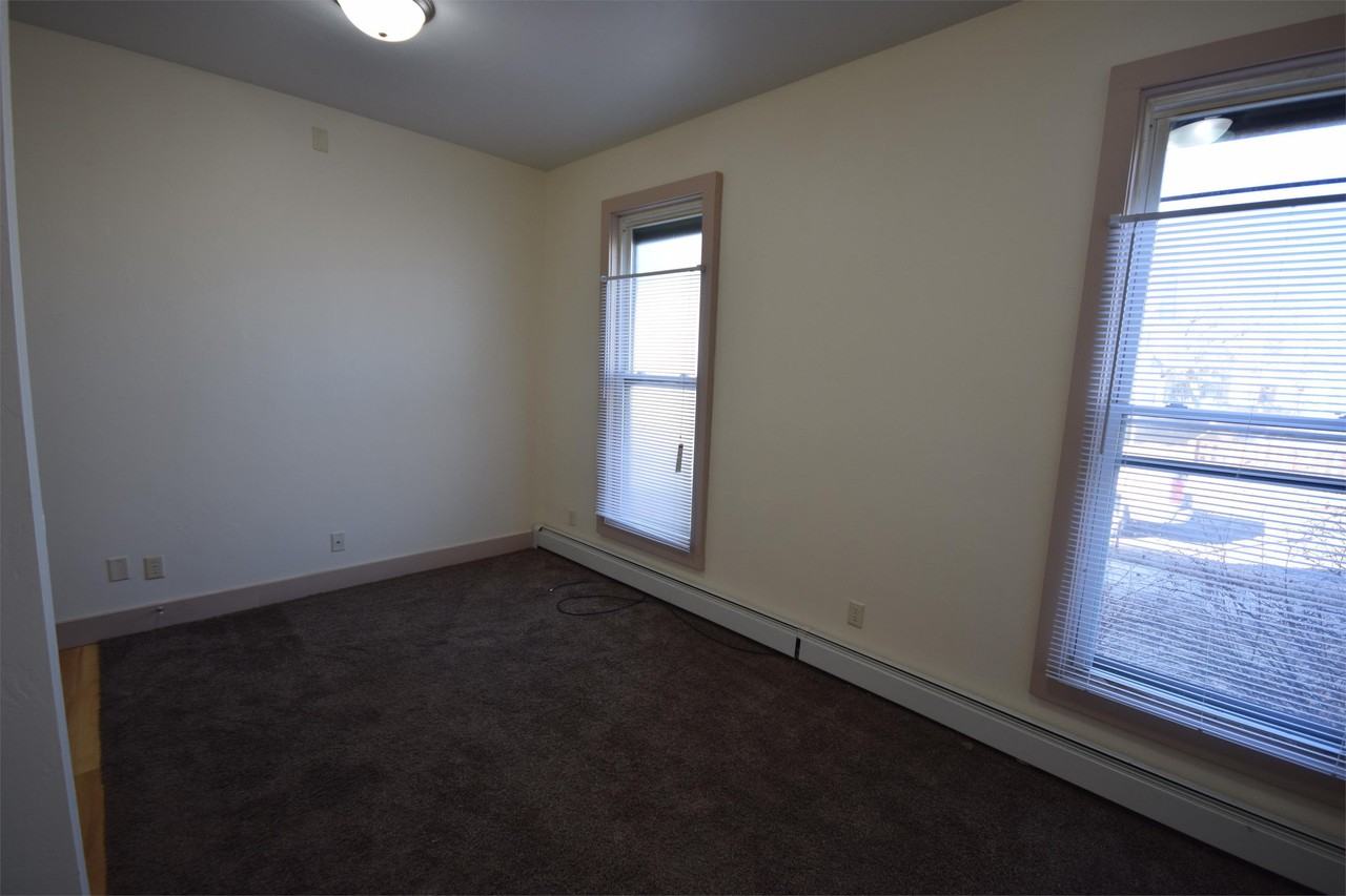 556 Jefferson St. - Photo 5 of 20