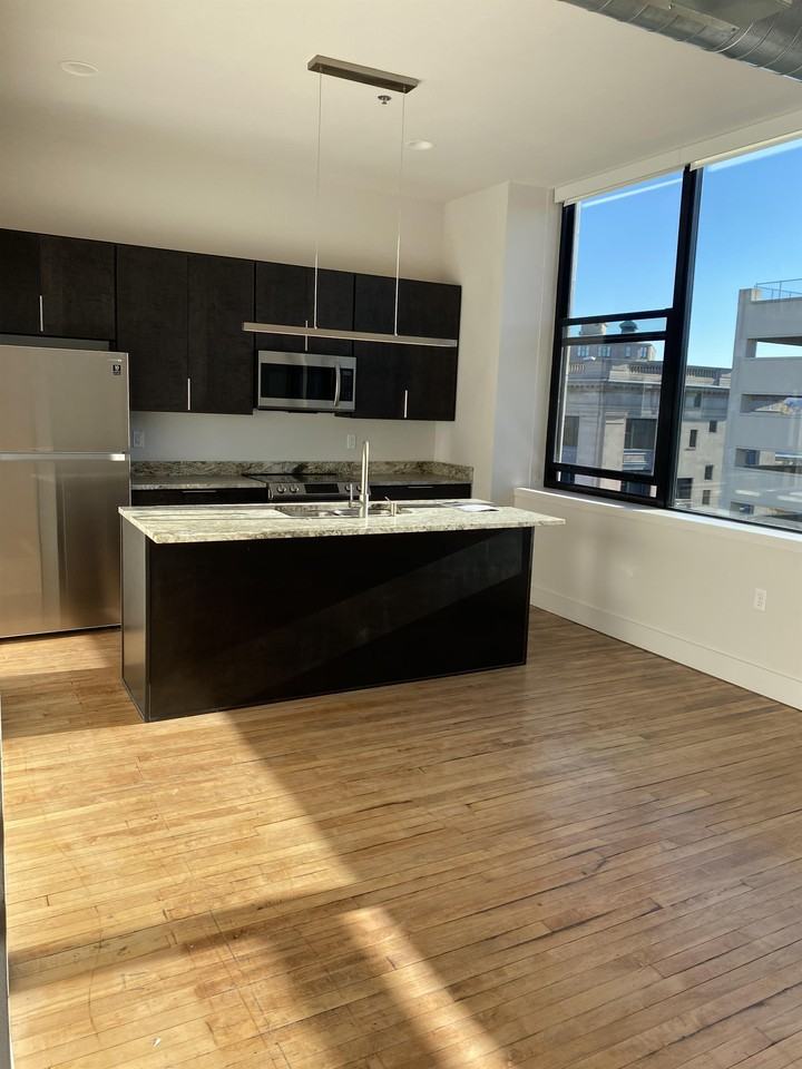 200 Adams - Photo 2 of 50