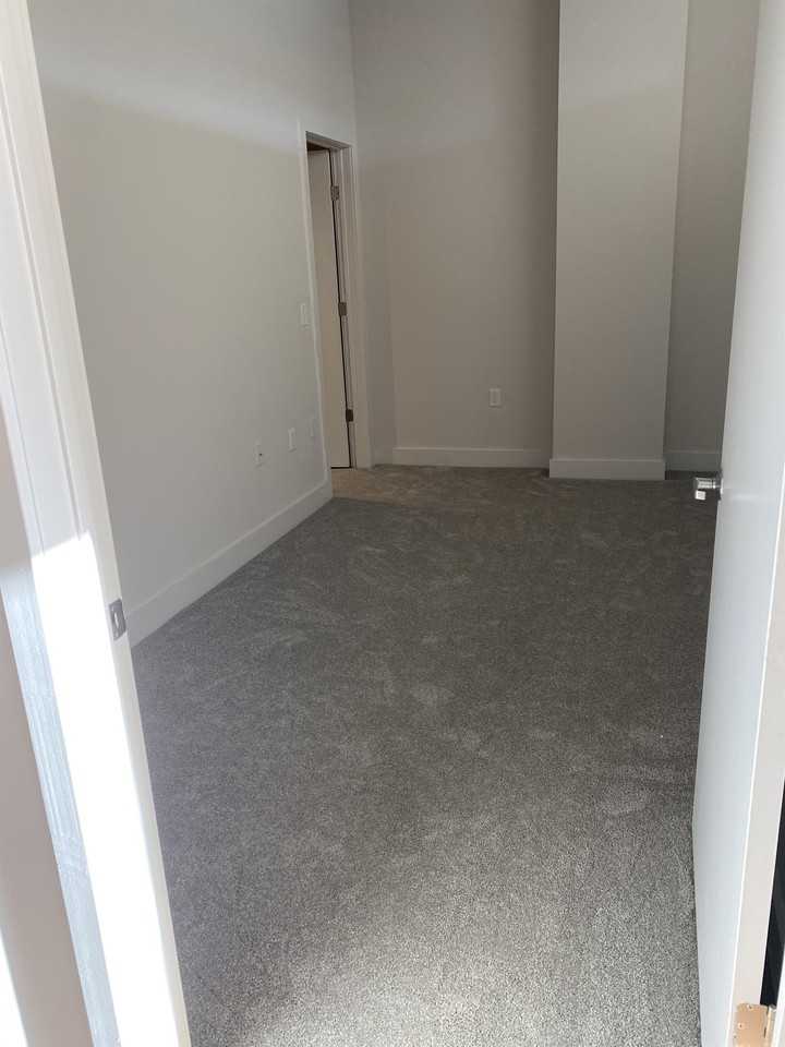 200 Adams - Photo 5 of 50