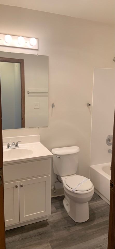 PIONEER MANOR. -750-754 - Photo 5 of 15