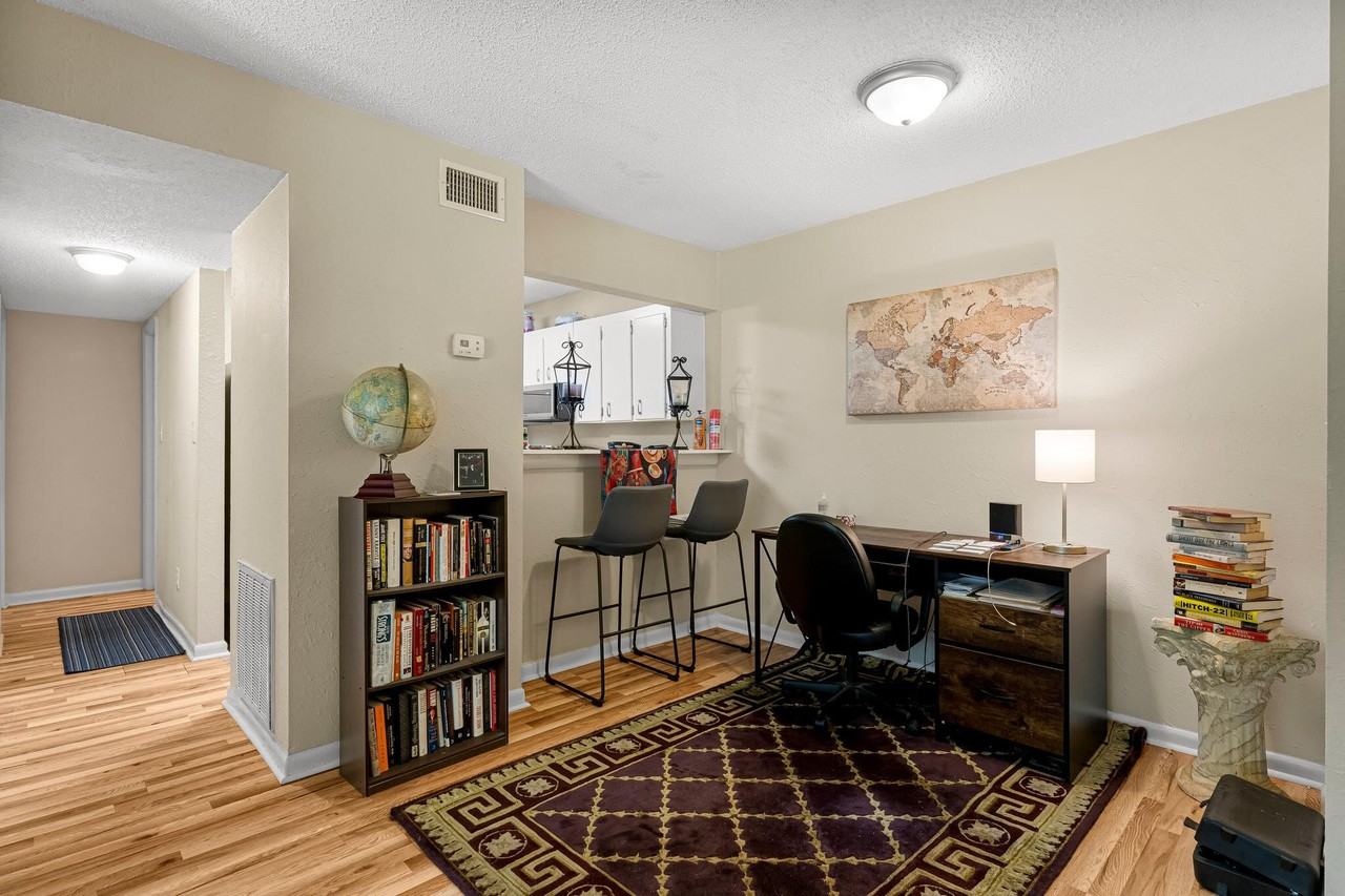 Deerwood Lane - Photo 5 of 22