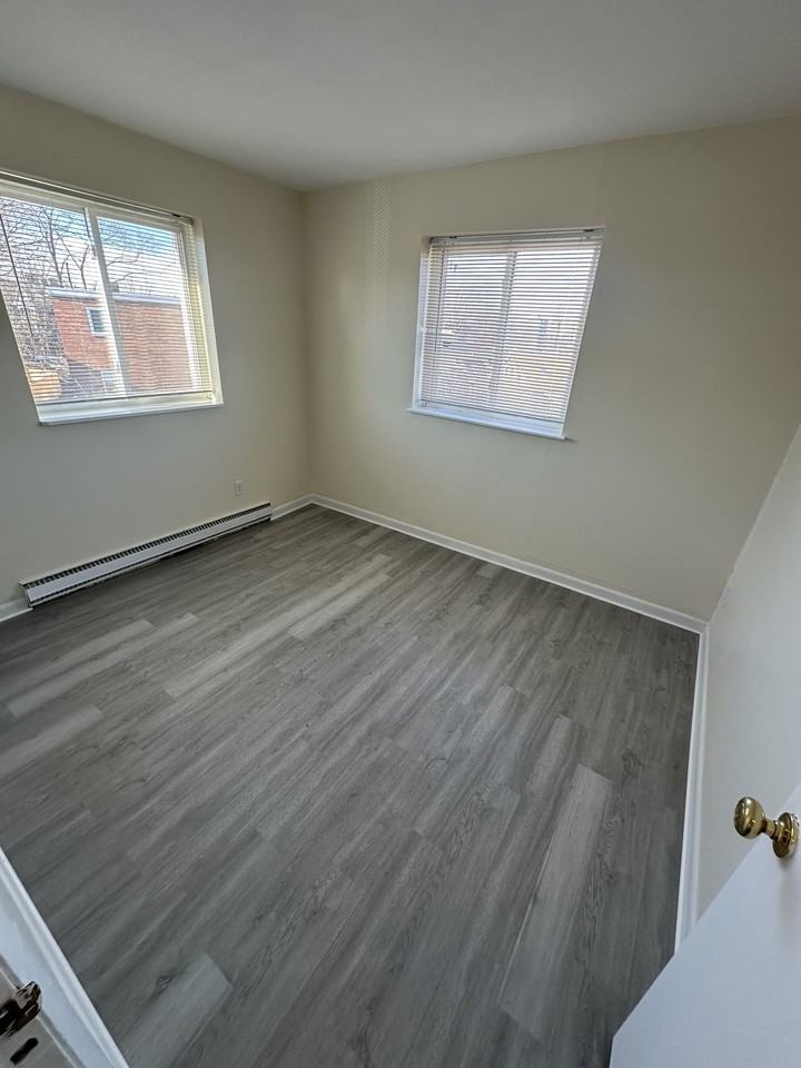 256 Parker Hill Avenue - Photo 2 of 5