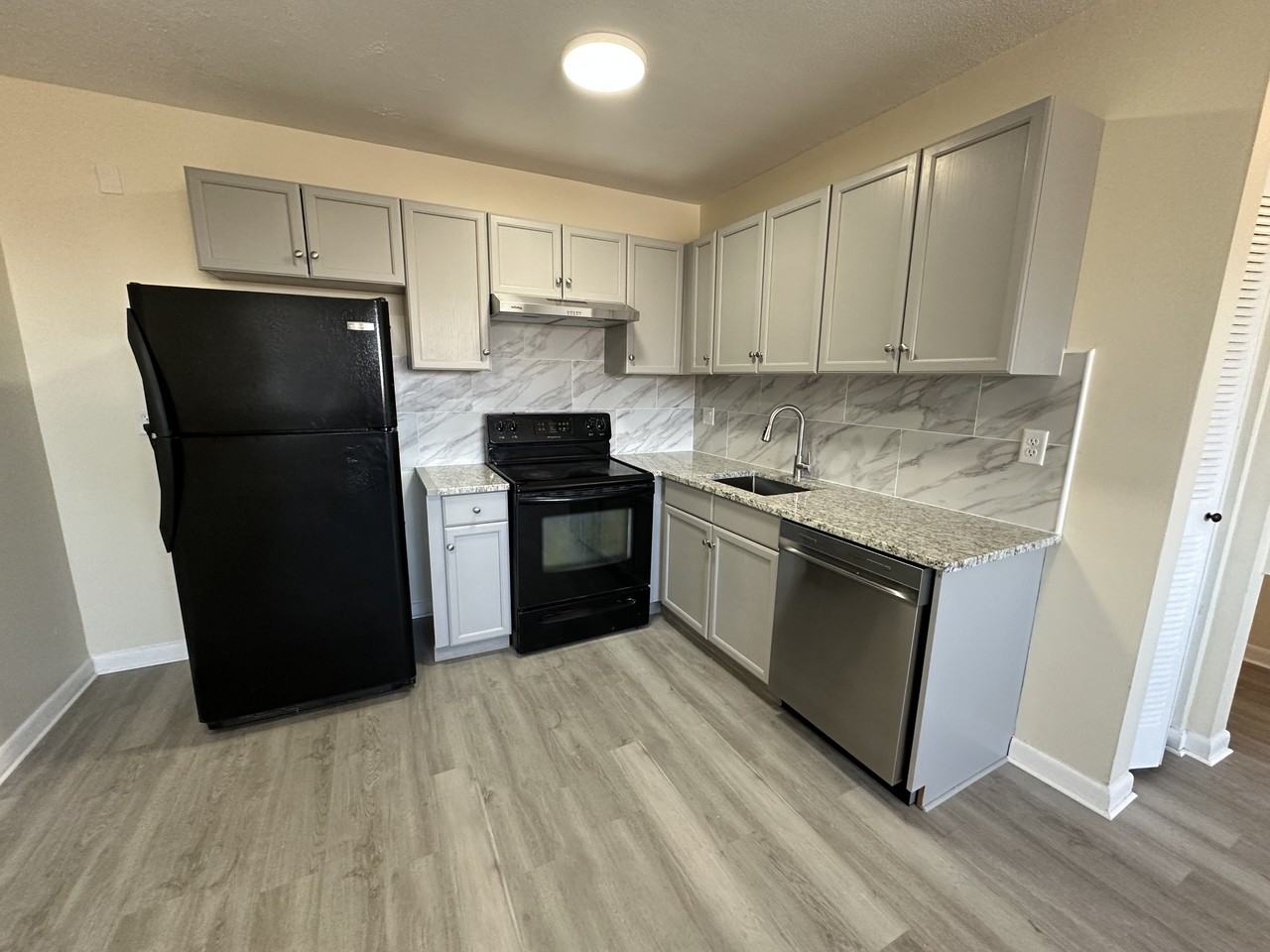 256 Parker Hill Avenue - Photo 5 of 5