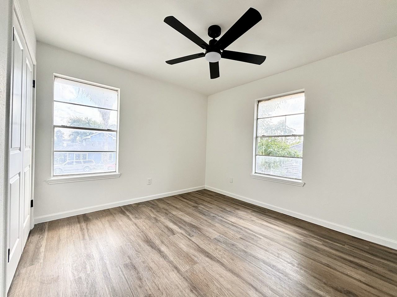 317 North 28th Street - Photo 6 of 8