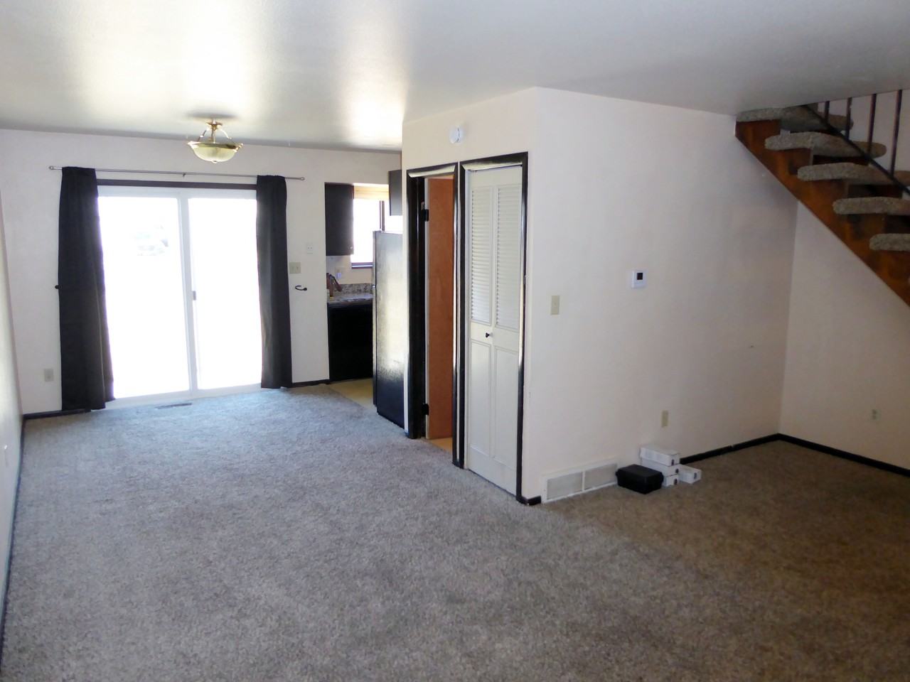 1715 Banyan Drive - Photo 2 of 18