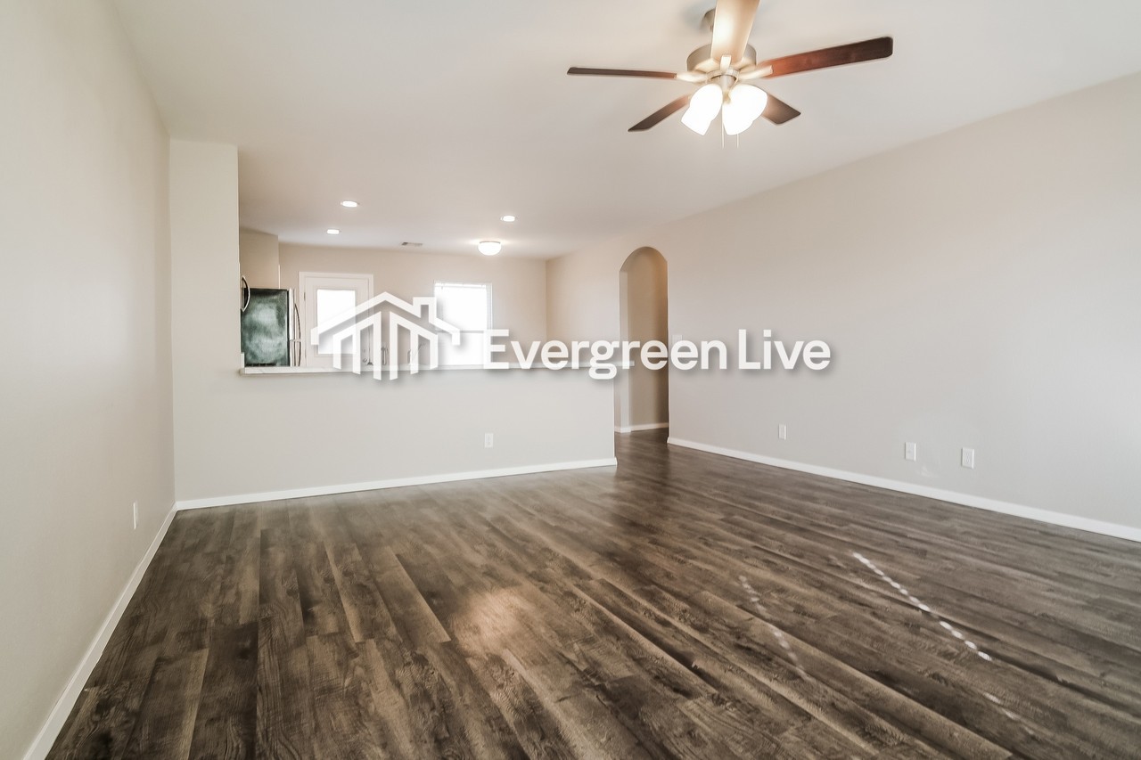 14206 N 74th East Ave - Photo 4 of 14