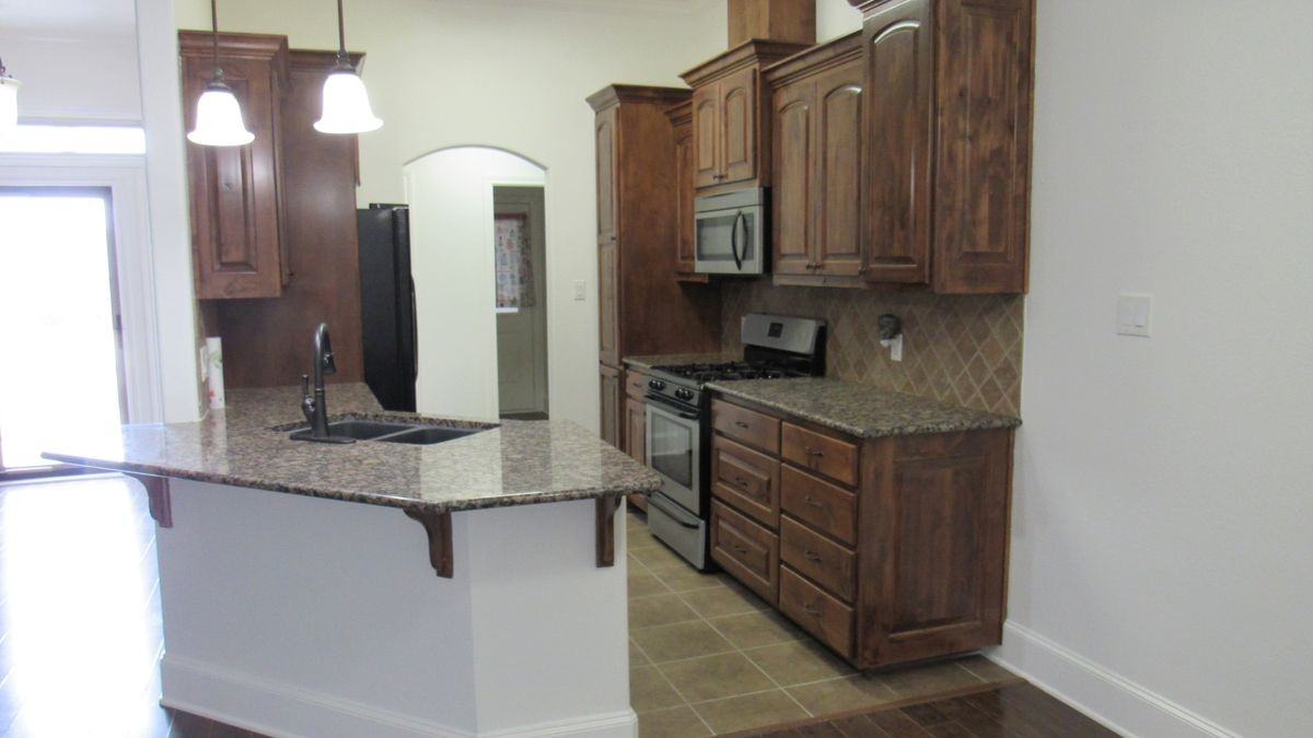 19076 River Rock Dr - Photo 2 of 7