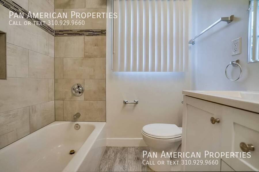 451 W 4th St - Photo 7 of 26