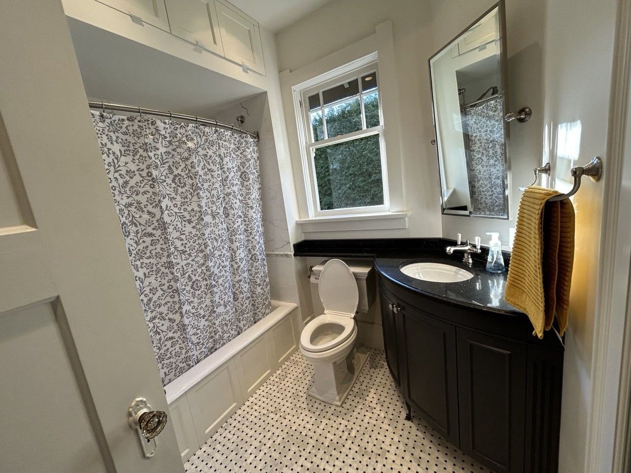 746 Alderson Avenue #U3 - Photo 4 of 7