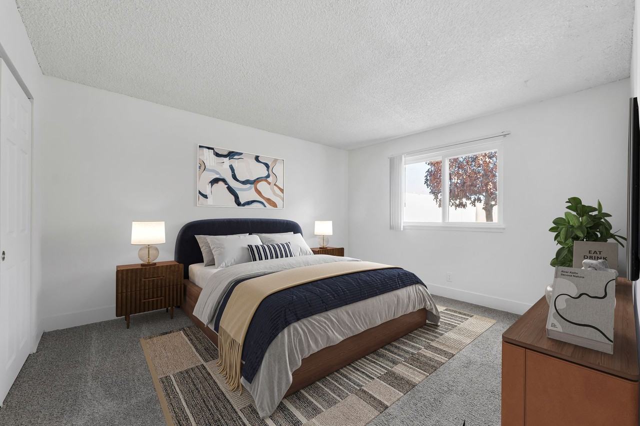 Lansdowne - Photo 5 of 50