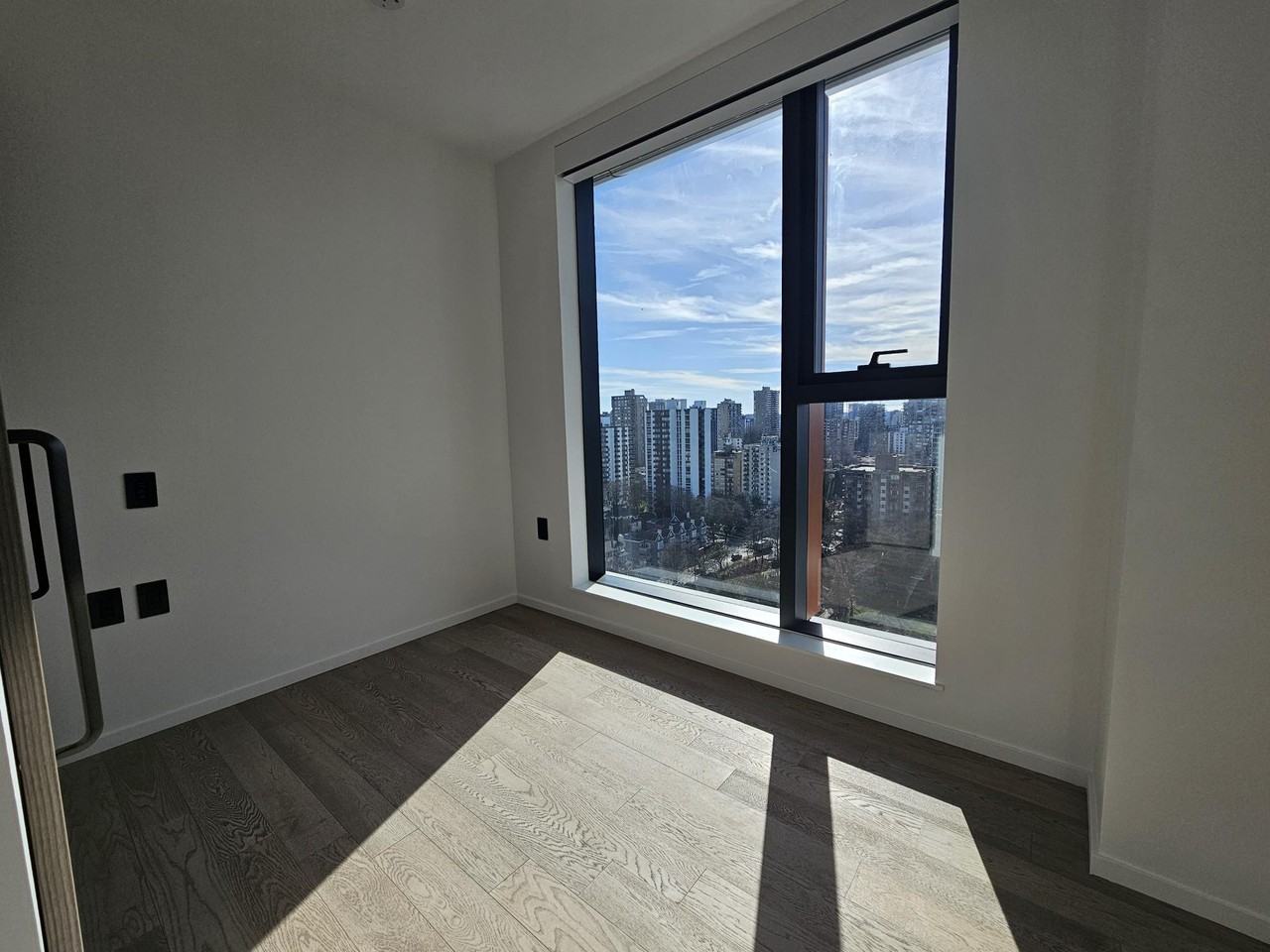 1482 Robson Street #2101 - Photo 4 of 18