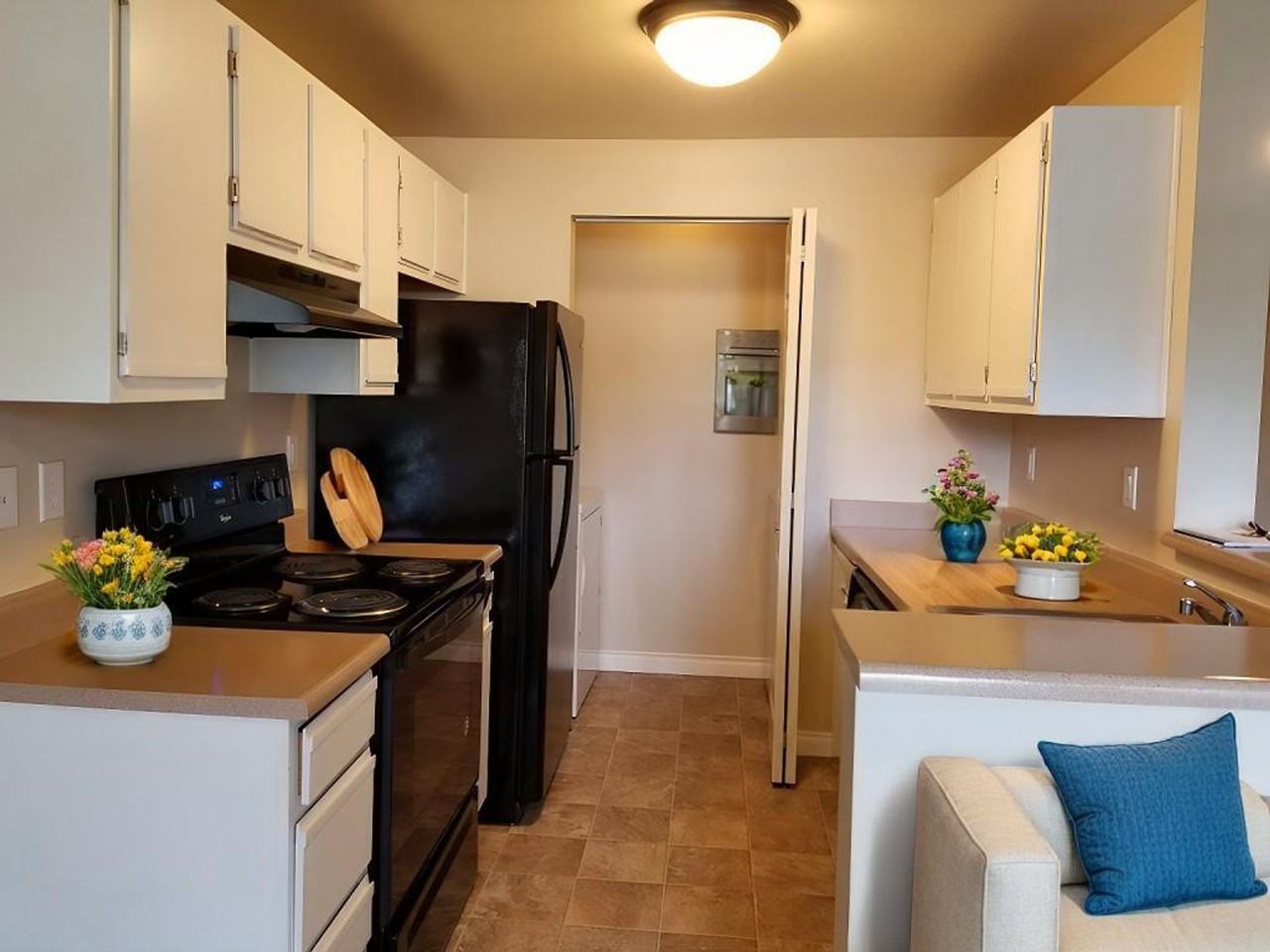 The Vineyards Apartments - Photo 4 of 24