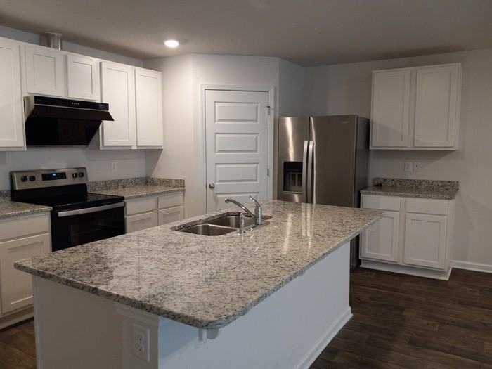 7313 Lakeside Oak Ct - Photo 3 of 30