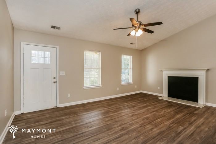 305 Ponderosa Trl - Photo 3 of 10