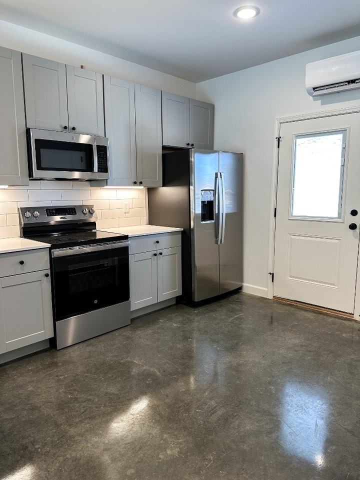 1736 Rosemary Drive - Photo 5 of 10