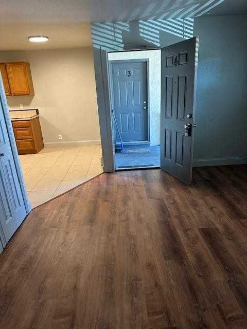 503 Washington Street - Photo 2 of 20