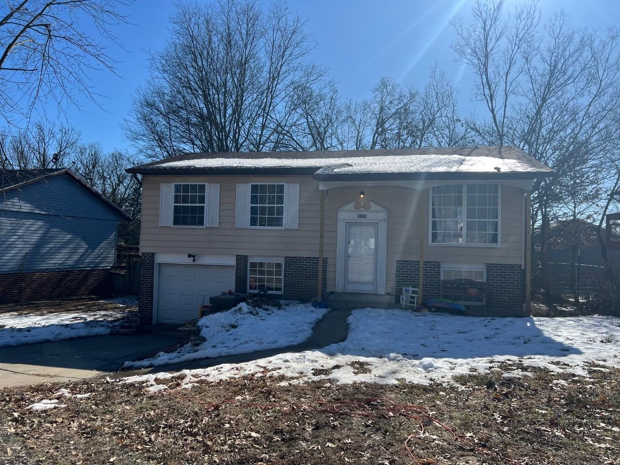 5115 Bagnall Dr - Photo 2 of 20