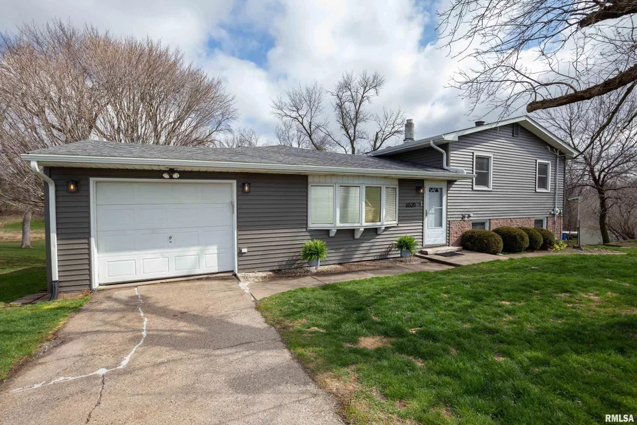 6520 W 60th St #NA - Photo 3 of 28