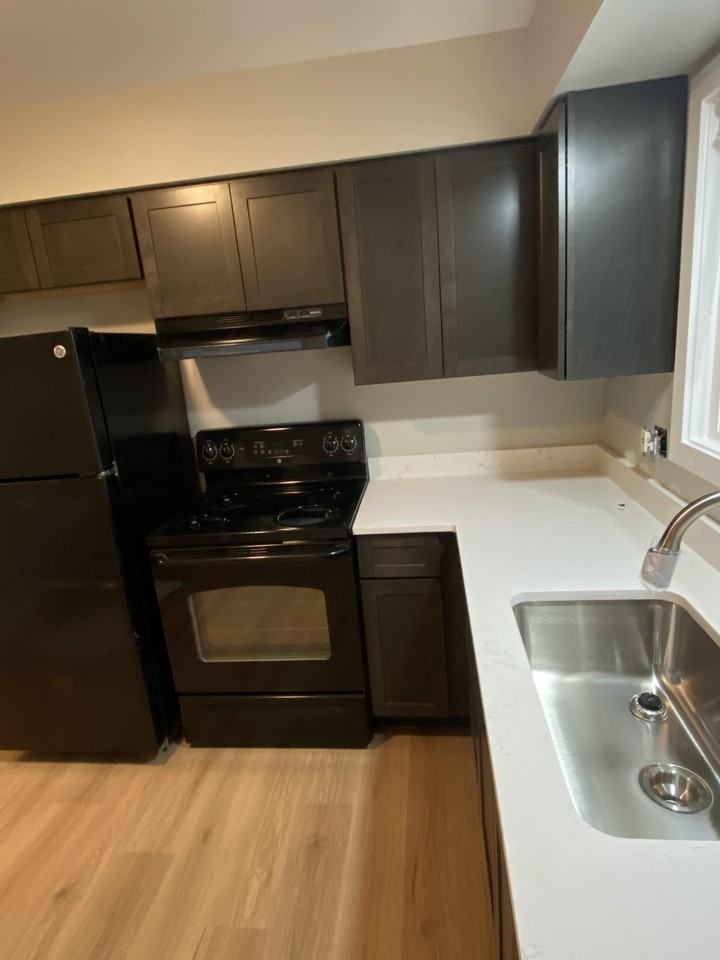 723 W Osage St #1 - Photo 3 of 15