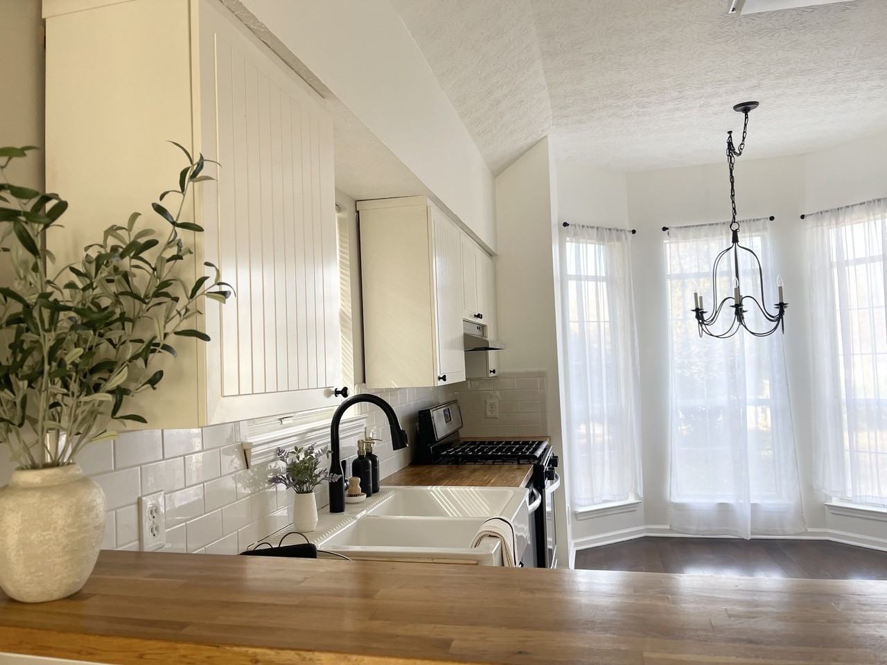 58 Braelinn Creek Ct #NA - Photo 4 of 36