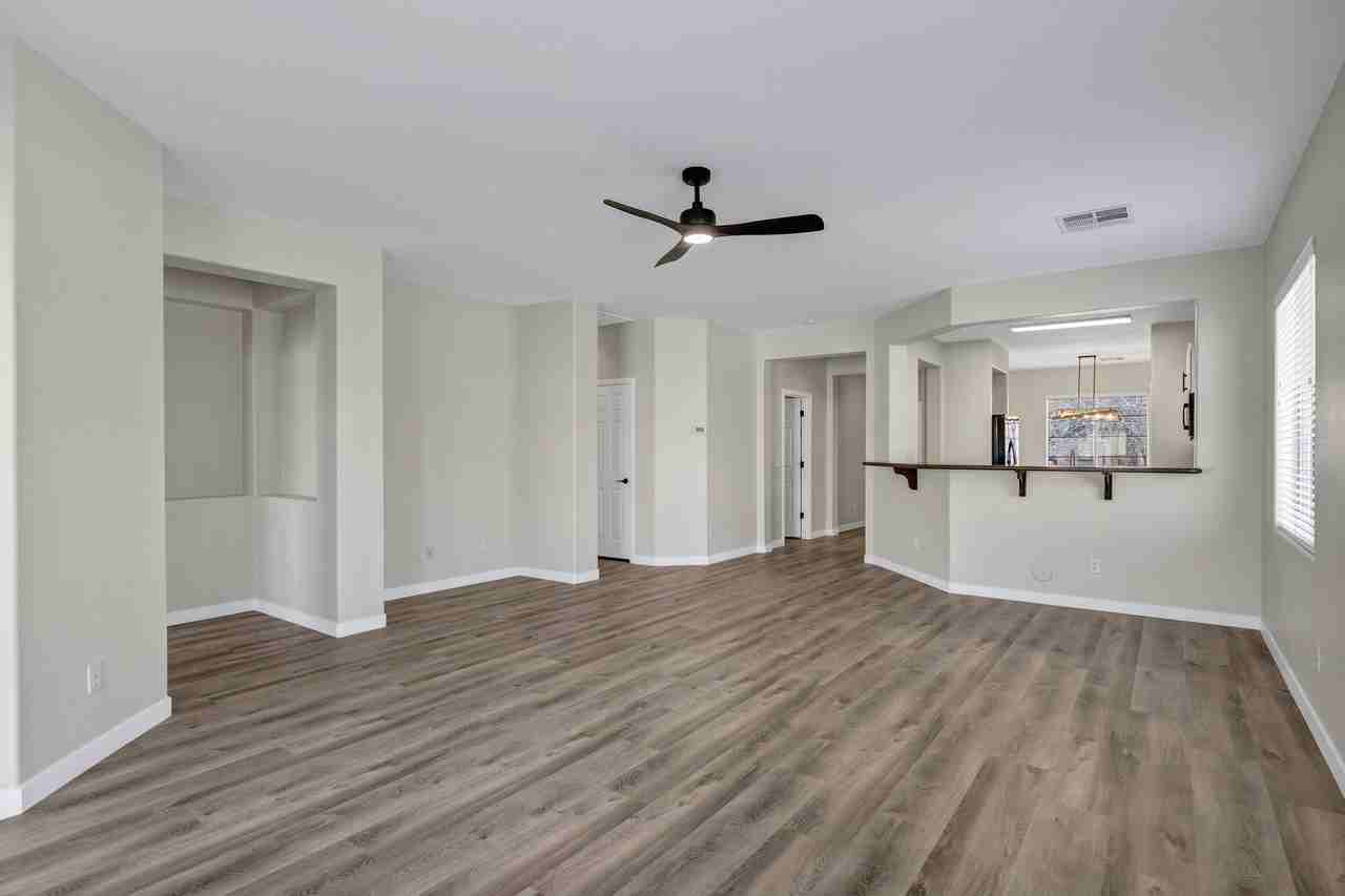 2408 W Tamarisk Ave #NA - Photo 2 of 15