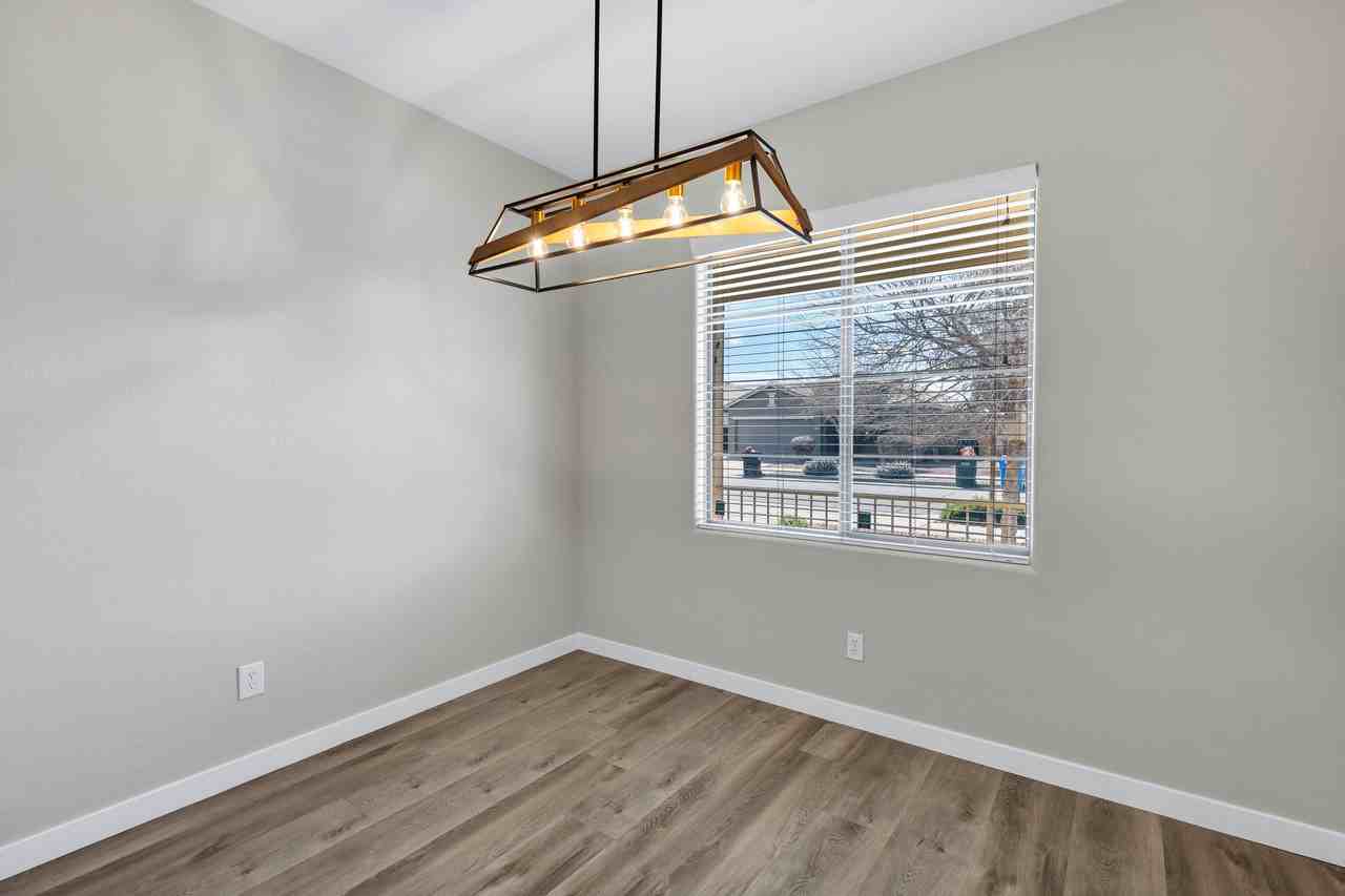 2408 W Tamarisk Ave #NA - Photo 5 of 15