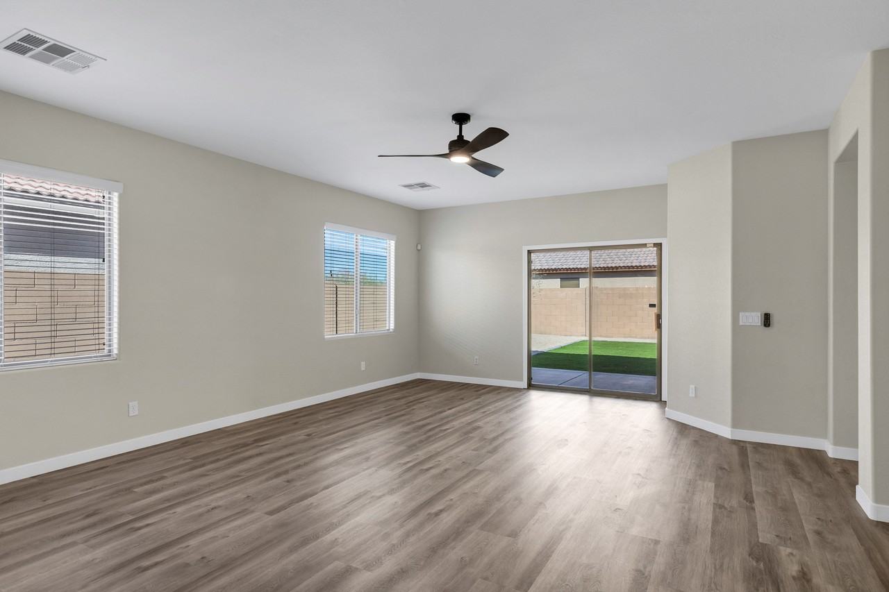 2408 W Tamarisk Ave #NA - Photo 6 of 15