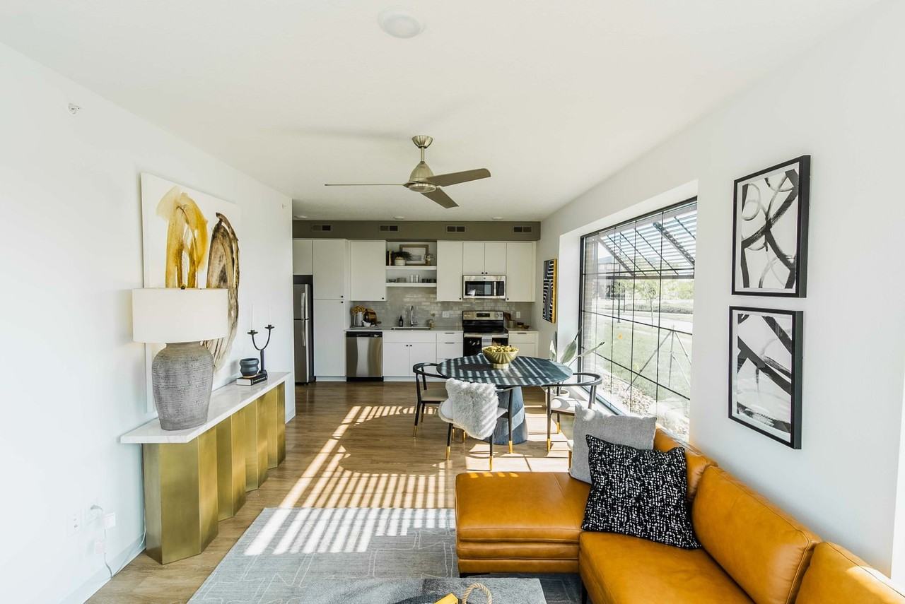 District Lofts ll Apartments - Photo 7 of 35