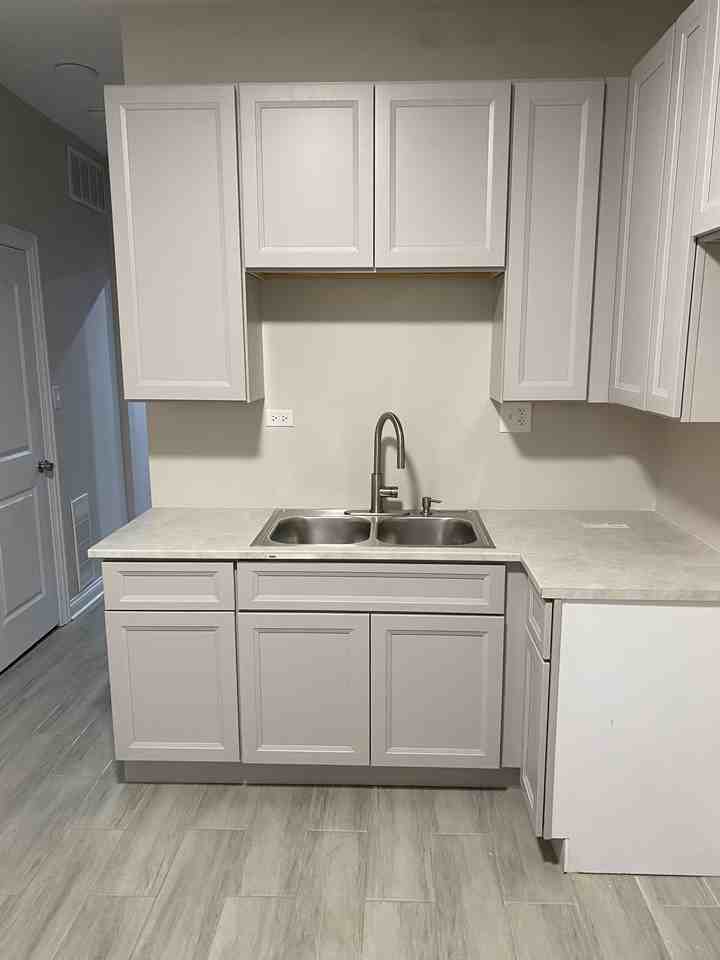 6910 S Michigan Ave #1 - Photo 6 of 6