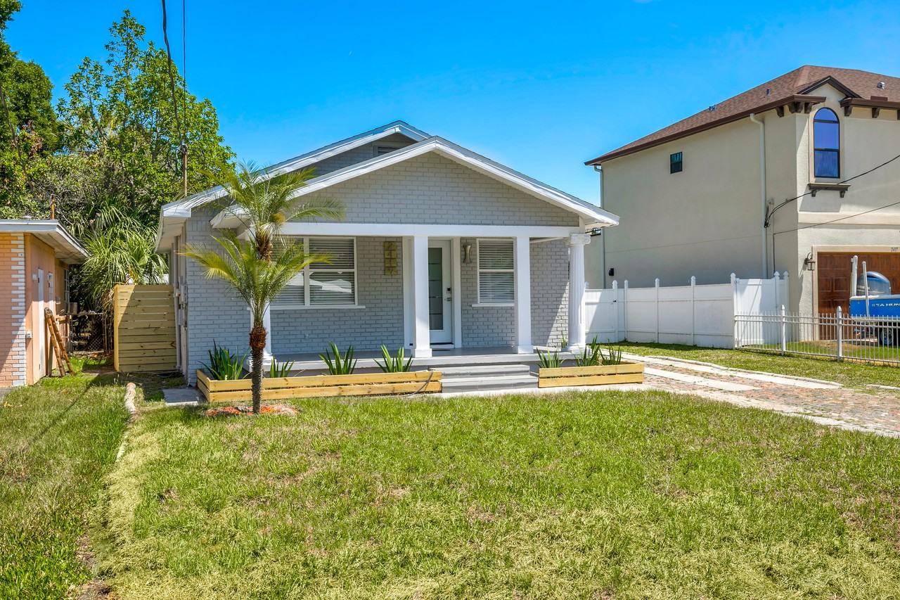 2419 W Carmen St #NA - Photo 4 of 37