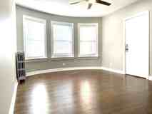 1432 W Farragut Ave - Photo 1 of 1