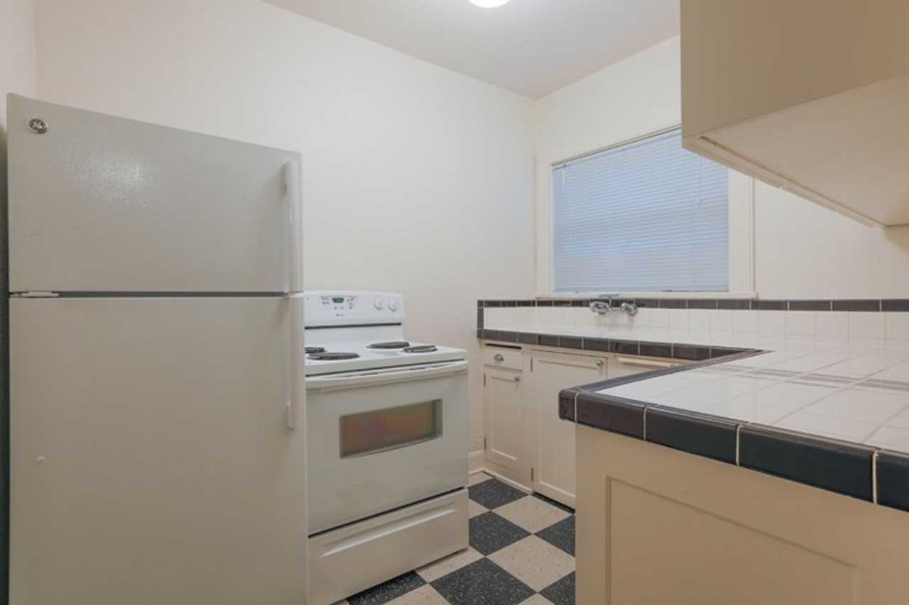 CARMEN APARTMENTS (JAMJ01) - Photo 3 of 34