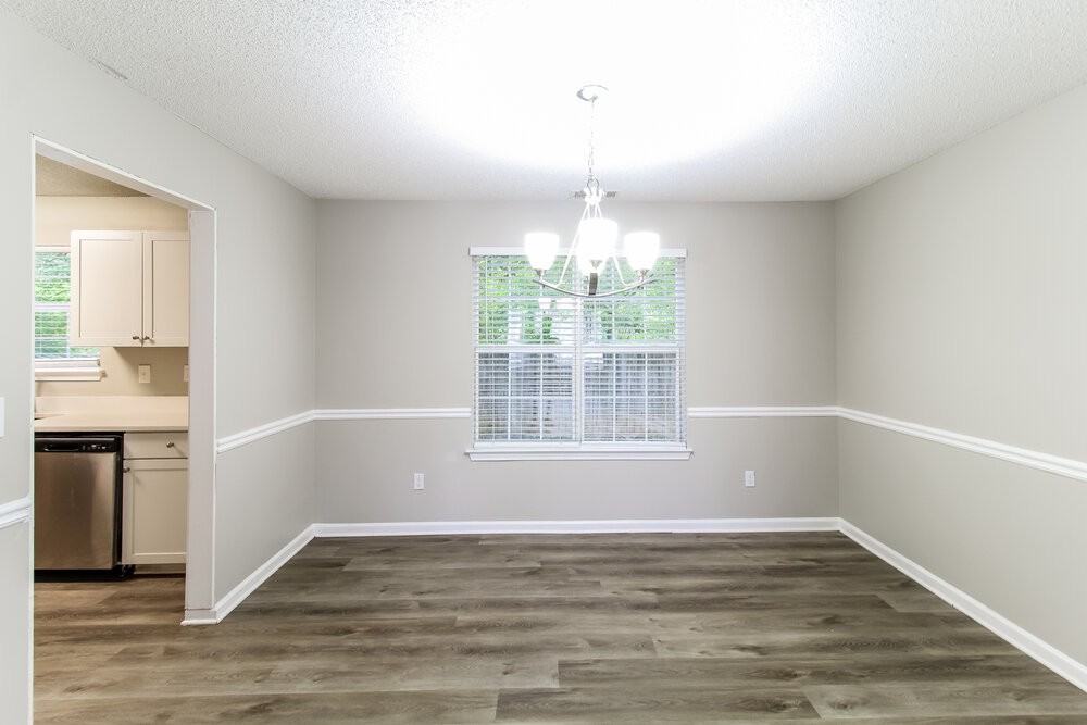 6261 Remington Park - Photo 6 of 17