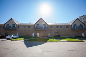 featured image of 2560 Westwinds Dr