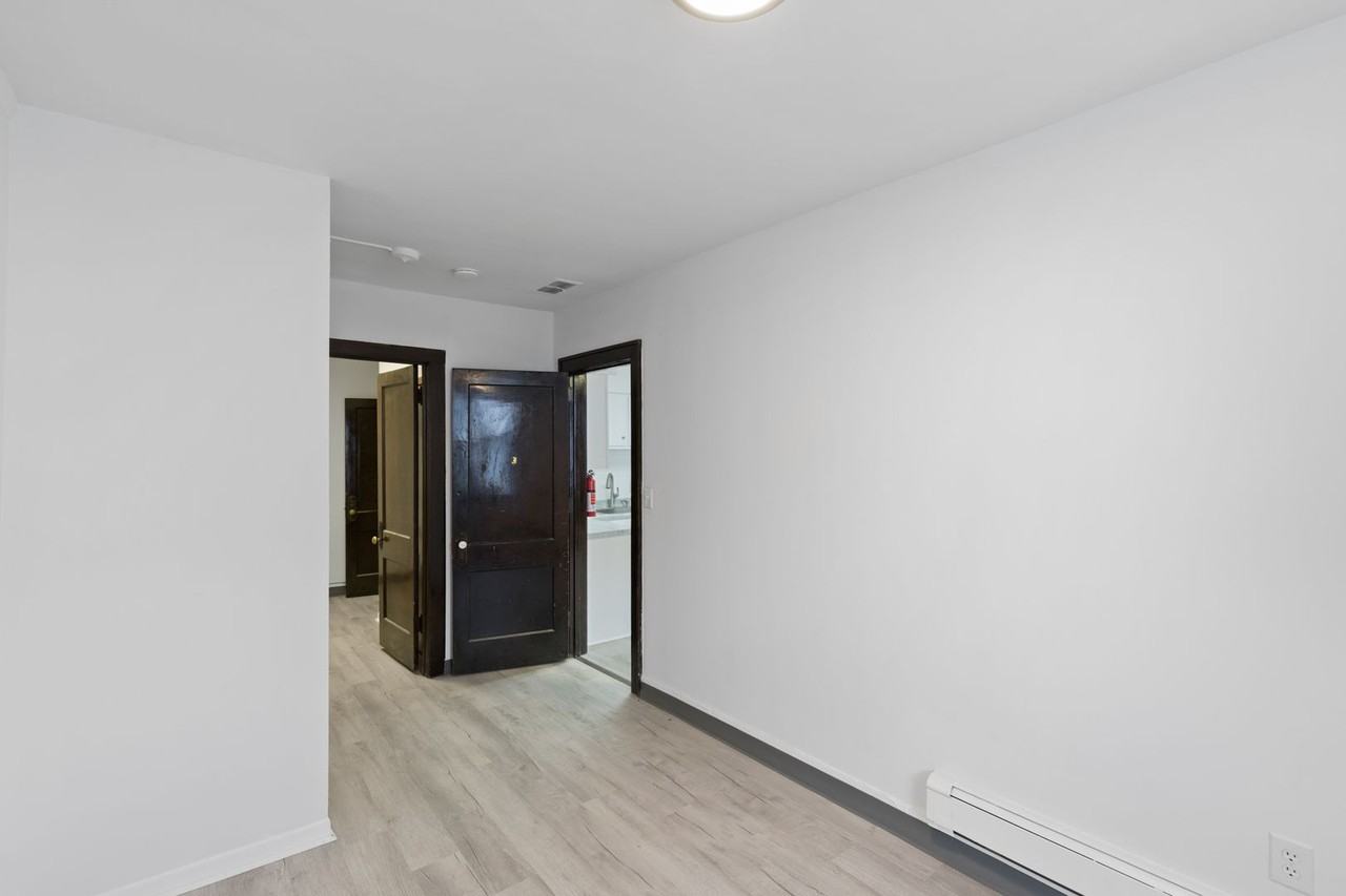 2 N Huron St - Photo 5 of 23