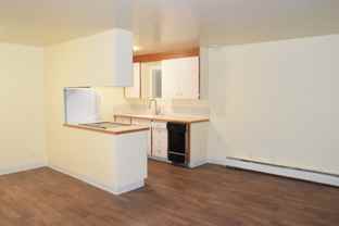 Mercer Heights Apartments - Photo 1 of 1